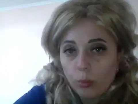 Snapshot of SweetCandy356 chatting on March 2025 12:17:01 PM SweetCandy356 online show from March 2025 12:17:01 PM