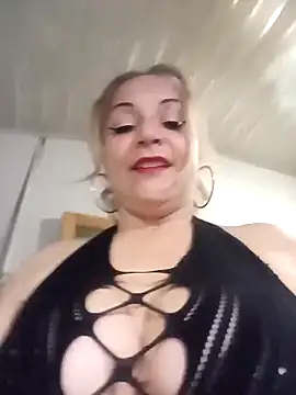 Snapshot of Fenix_528 chatting on February 2026 12:37:01 AM Fenix 528 online show from February 2026 12:37:01 AM