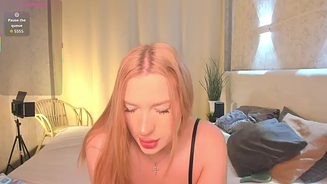 Emma  Leee online show from March 2026 01:07:02 AM