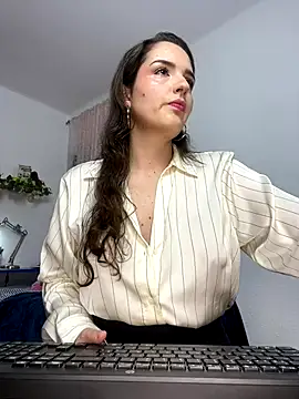 Snapshot of tatianaAlvarez1 chatting on October 2025 08:19:01 PM tatianaAlvarez1 online show from October 2025 08:19:01 PM