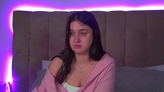 ChristinaMilton online show from November 2025 06:18:01 PM