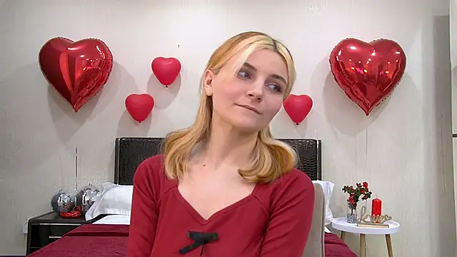 Snapshot of KellyStone chatting on February 2025 05:37:02 AM KellyStone online show from February 2025 05:37:02 AM