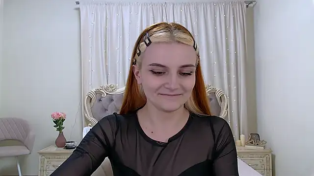 Snapshot of KellyStone chatting on March 2025 08:50:02 AM KellyStone online show from March 2025 08:50:02 AM
