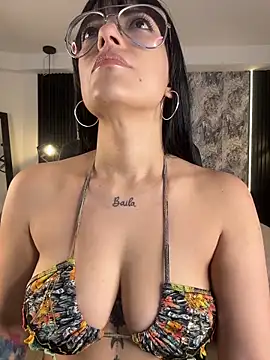 aura-baker online show from March 2026 12:45:02 PM