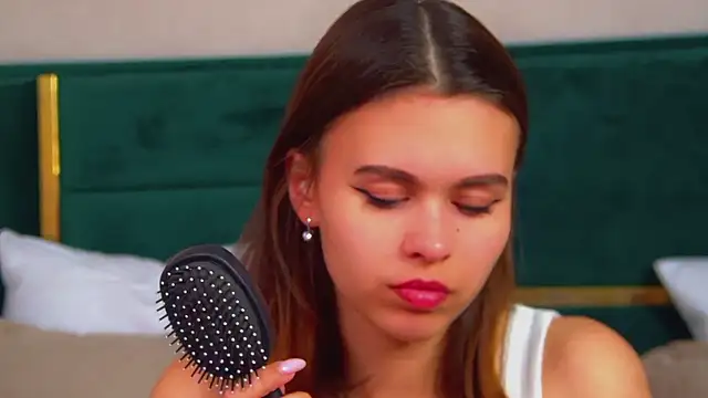 PollyLanders online show from September 2025 06:24:02 PM