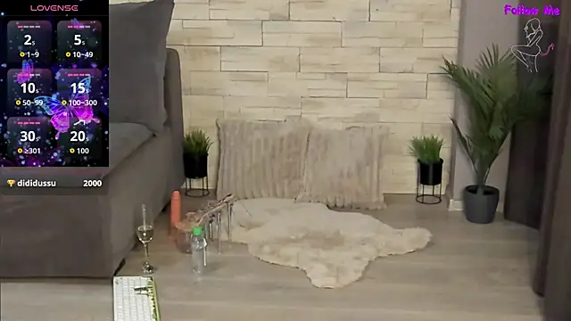 Snapshot of VictoriaMazze chatting on June 2026 12:15:02 AM VictoriaMazze online show from June 2026 12:15:02 AM