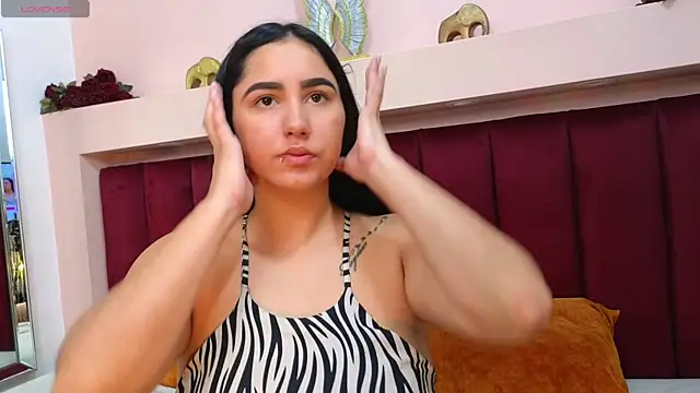 Snapshot of JESSYCORTES chatting on January 2025 01:49:01 PM JESSYCORTES online show from January 2025 01:49:01 PM