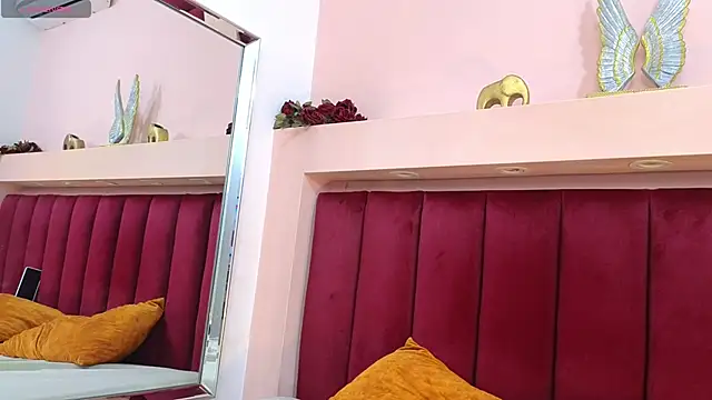 Snapshot of JESSYCORTES chatting on February 2025 04:46:01 PM JESSYCORTES online show from February 2025 04:46:01 PM