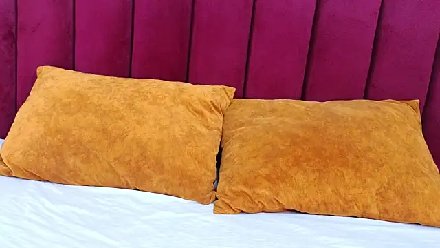 Snapshot of JESSYCORTES chatting on March 2025 02:01:02 PM JESSYCORTES online show from March 2025 02:01:02 PM