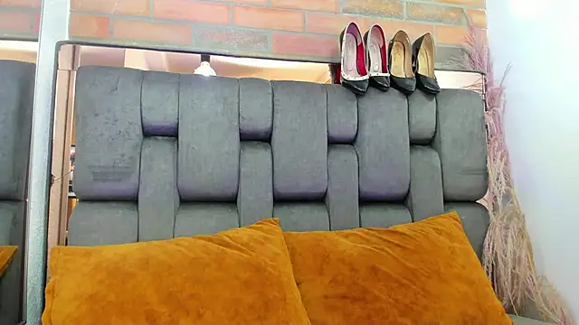 Snapshot of JESSYCORTES chatting on September 2025 02:10:01 PM JESSYCORTES online show from September 2025 02:10:01 PM