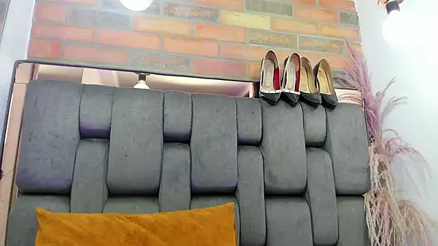 Snapshot of JESSYCORTES chatting on October 2025 02:02:01 PM JESSYCORTES online show from October 2025 02:02:01 PM