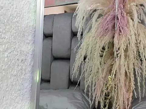 JESSYCORTES online show from April 2026 04:45:02 AM