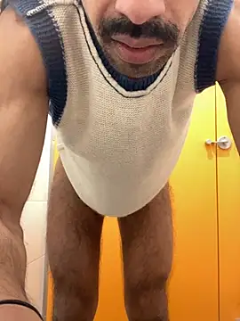 Lucascacaca online show from December 2024 09:47:02 AM