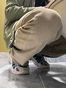 Lucascacaca online show from December 2024 01:17:01 PM