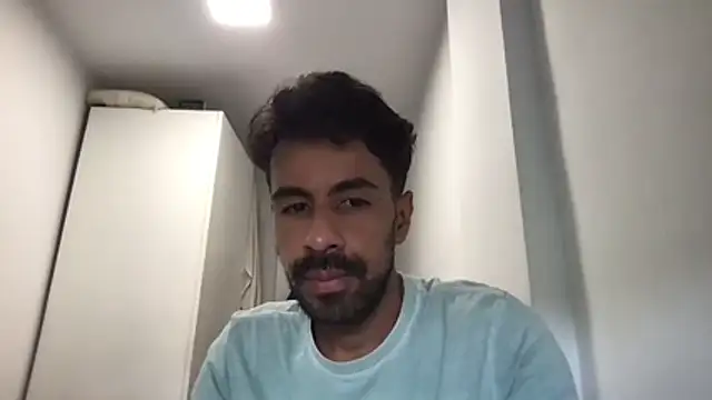 Lucascacaca online show from July 2026 05:23:02 PM