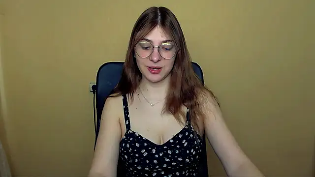 Luna Lush  online show from March 2026 10:37:02 AM