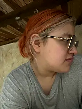 SophiaWeestt99 online show from November 2025 02:20:01 AM