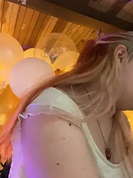 SophiaWeestt99 online show from March 2026 04:59:02 AM