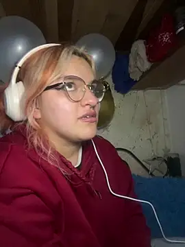 SophiaWeestt99 online show from March 2026 06:03:02 AM