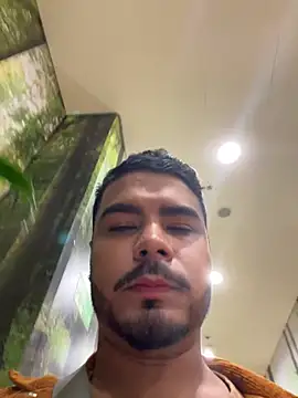 thiagowes online show from April 2026 06:49:02 PM