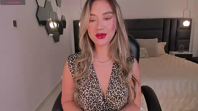 RebeccaHudson online show from January 2025 05:12:02 AM
