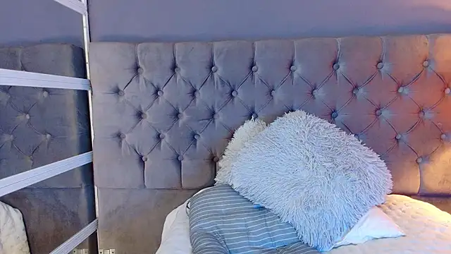 LanaBigTitties online show from September 2025 10:42:02 AM