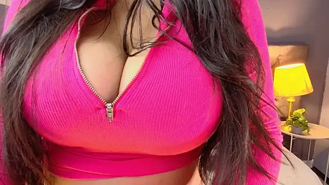 LanaBigTitties online show from November 2025 09:16:02 PM