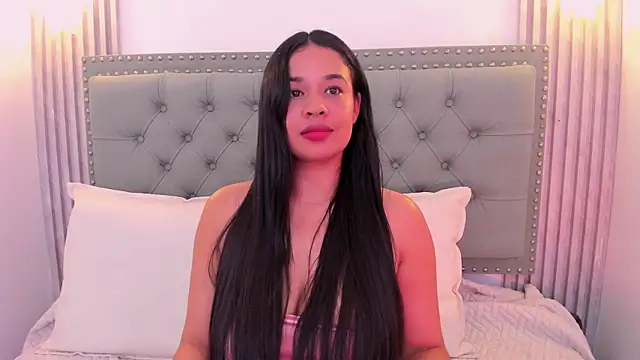 Aitana98  online show from February 2025 07:18:02 AM