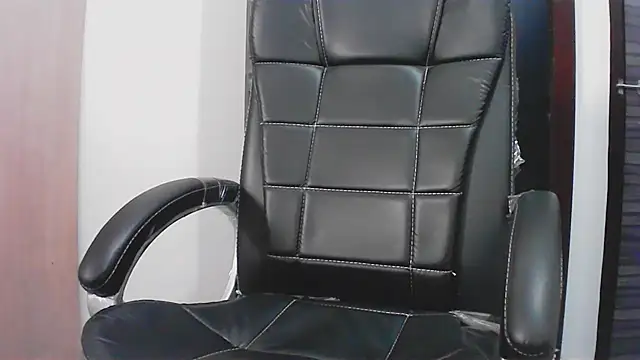 collage hoty online show from April 2026 02:27:02 AM