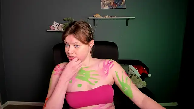 nikole kitt online show from January 2025 01:50:01 AM