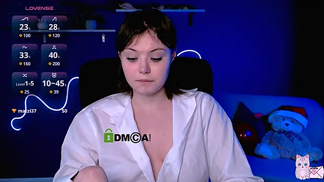 nikole kitt online show from February 2025 02:18:01 AM