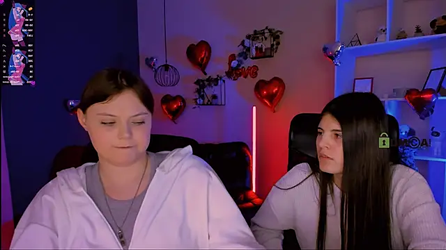 nikole kitt online show from February 2026 08:09:02 PM