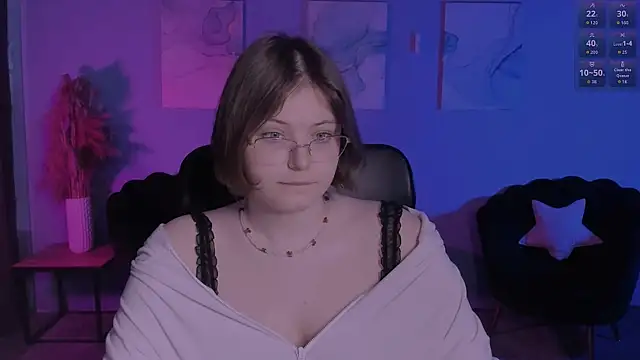 nikole kitt online show from April 2026 07:04:02 PM