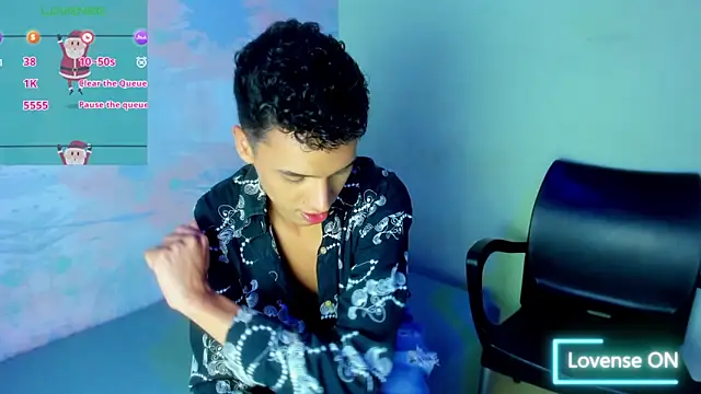 SEANTROYY online show from December 2024 04:20:02 AM
