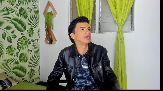 SEANTROYY online show from February 2025 03:52:02 AM