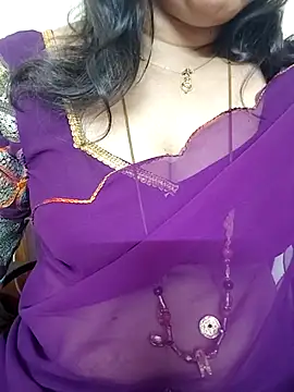 gaurika18 online show from September 2025 01:22:02 PM