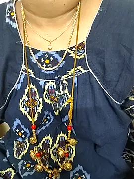 gaurika18 online show from September 2025 12:44:01 AM