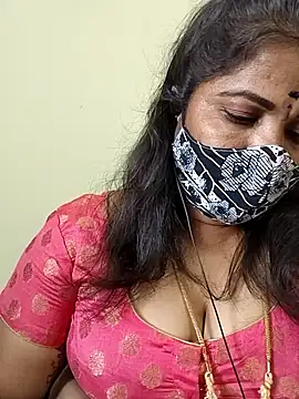 gaurika18 online show from April 2026 09:36:01 AM