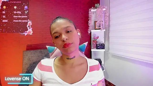Snapshot of samantha_simur chatting on December 2024 12:38:01 AM samantha simur online show from December 2024 12:38:01 AM