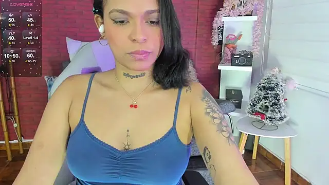 Snapshot of samantha_simur chatting on December 2024 05:09:02 AM samantha simur online show from December 2024 05:09:02 AM