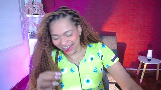 Snapshot of samantha_simur chatting on February 2025 05:41:01 AM samantha simur online show from February 2025 05:41:01 AM