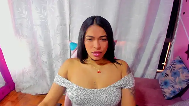 Snapshot of samantha_simur chatting on March 2025 12:37:01 PM samantha simur online show from March 2025 12:37:01 PM