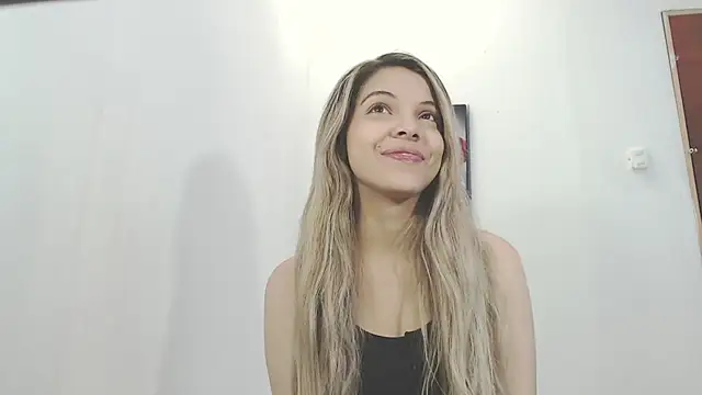 andreau18 online show from September 2025 01:36:01 PM