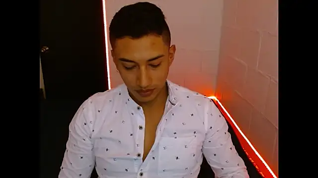 Davixx258 online show from February 2025 03:07:01 PM