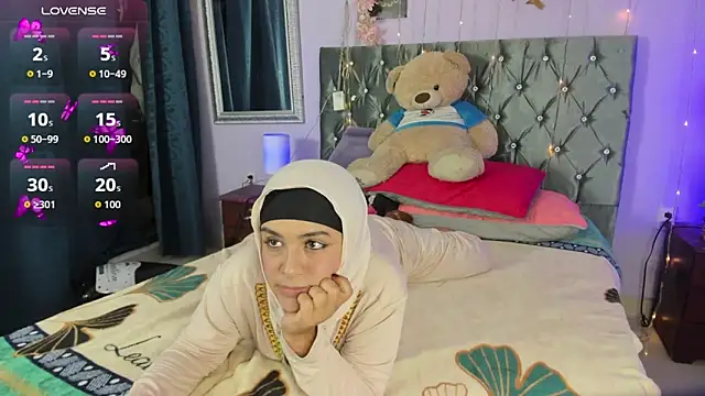 AliaAsad online show from November 2025 12:50:02 PM