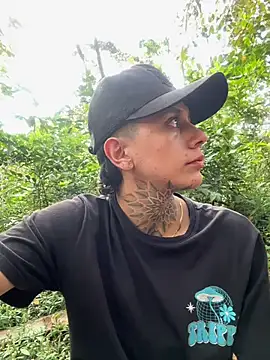  PhillipBrown online show from December 2024 09:33:02 PM