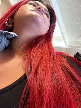 Snapshot of lia_moon77 chatting on October 2025 08:02:02 PM lia moon77 online show from October 2025 08:02:02 PM