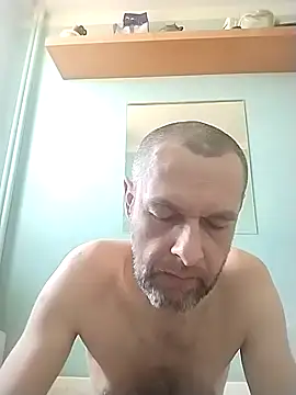 Andrzej-M online show from April 2026 07:27:01 AM