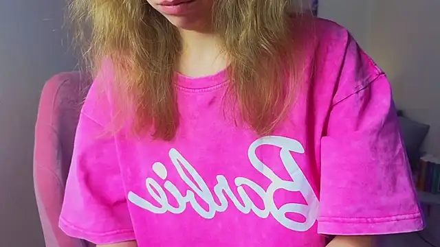 Lill Mary online show from January 2025 03:22:01 AM