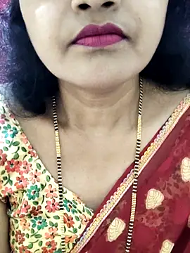 Snapshot of anuradha1432 chatting on September 2025 09:43:01 AM anuradha1432 online show from September 2025 09:43:01 AM